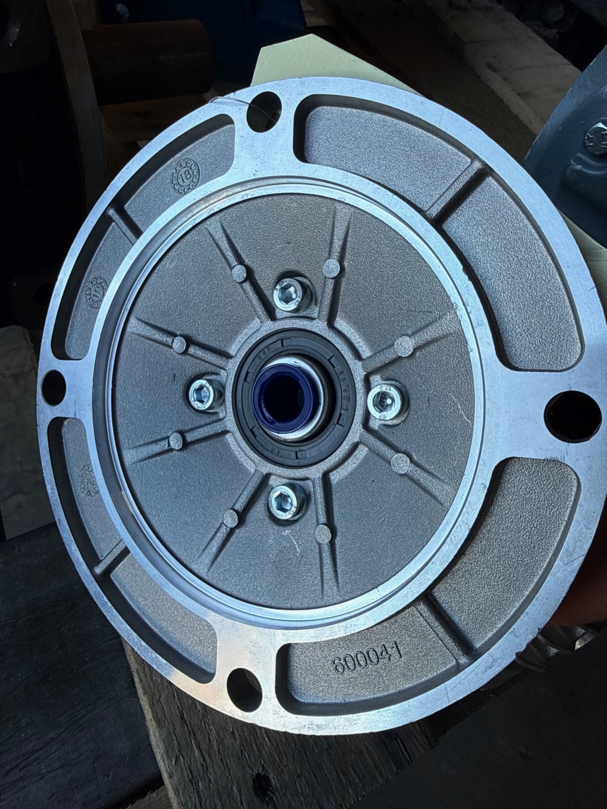 REGAL SPARTAN GEAR REDUCER 1XQH MODEL AL505100/1A56C1.000 1750 RPM .295 HP 100 T