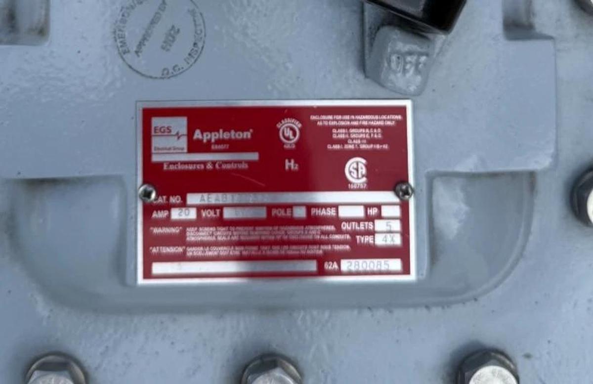 EGS APPLETON 20 AMP EXPLOSION PROOF BREAKER BOX AEAB12620S AD11C 600 V 2 PH 5 OU