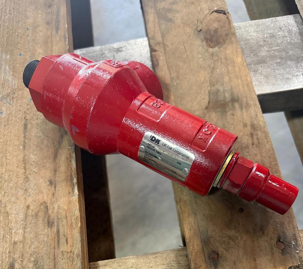 DK-LOK MOD V64-MF-12N16N-10-C 3/4" M X 1" F RELIEF VALVE