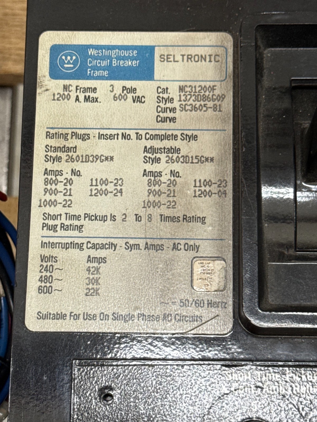 Refurbished WESTINGHOUSE SELTRONIC 1200 AMP 600 V BREAKER HNC31200F FRAME HNC 1200A 2YU1 2