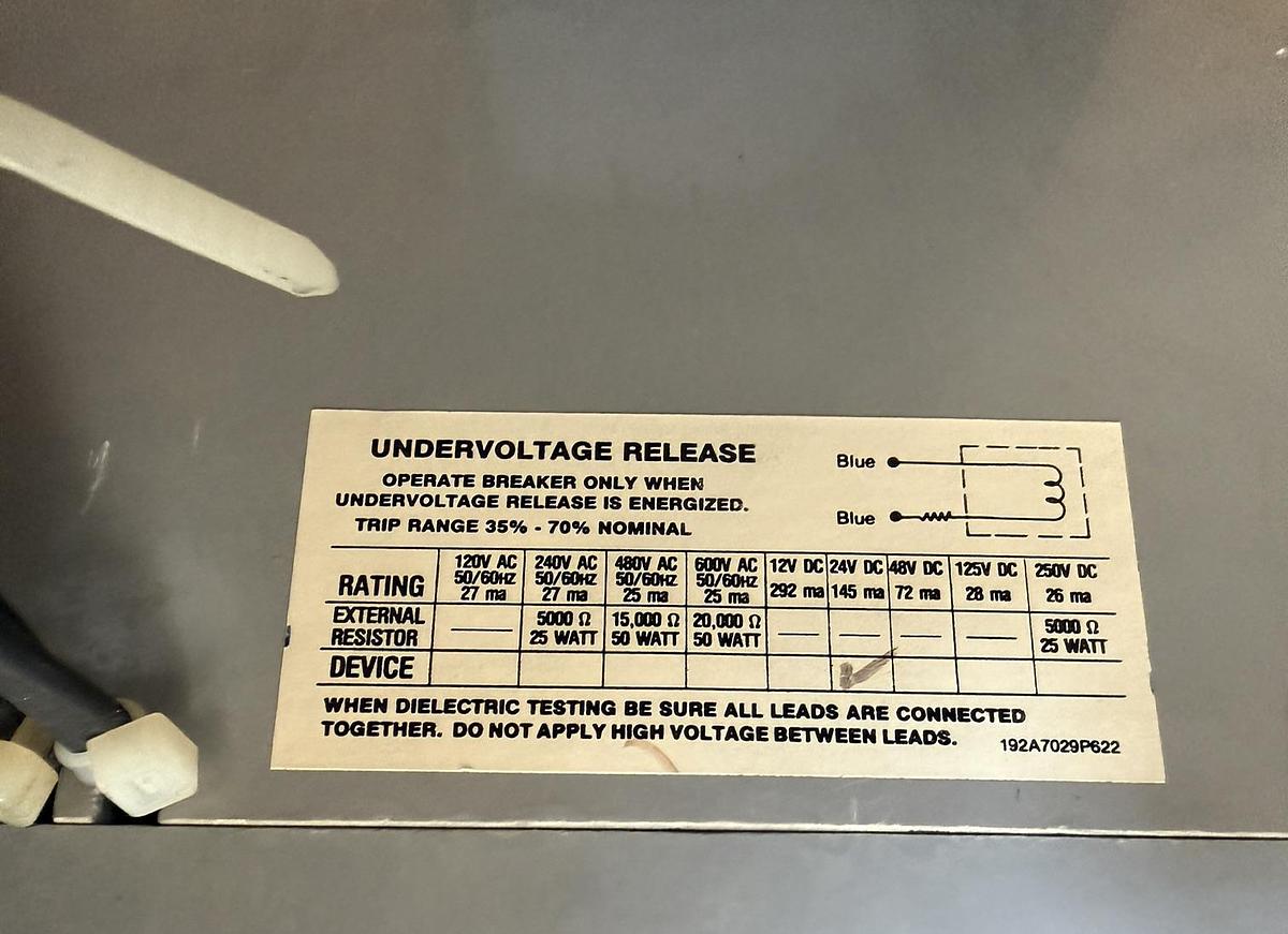 Refurbished GE 1600 AMP Power Break I Breaker MODEL TPY5616 2YY2 2YY3 1600A TRIP FULL SZ FRAME CAT TPY5616 TRIP PLUG AND AUX A B 24VUVR