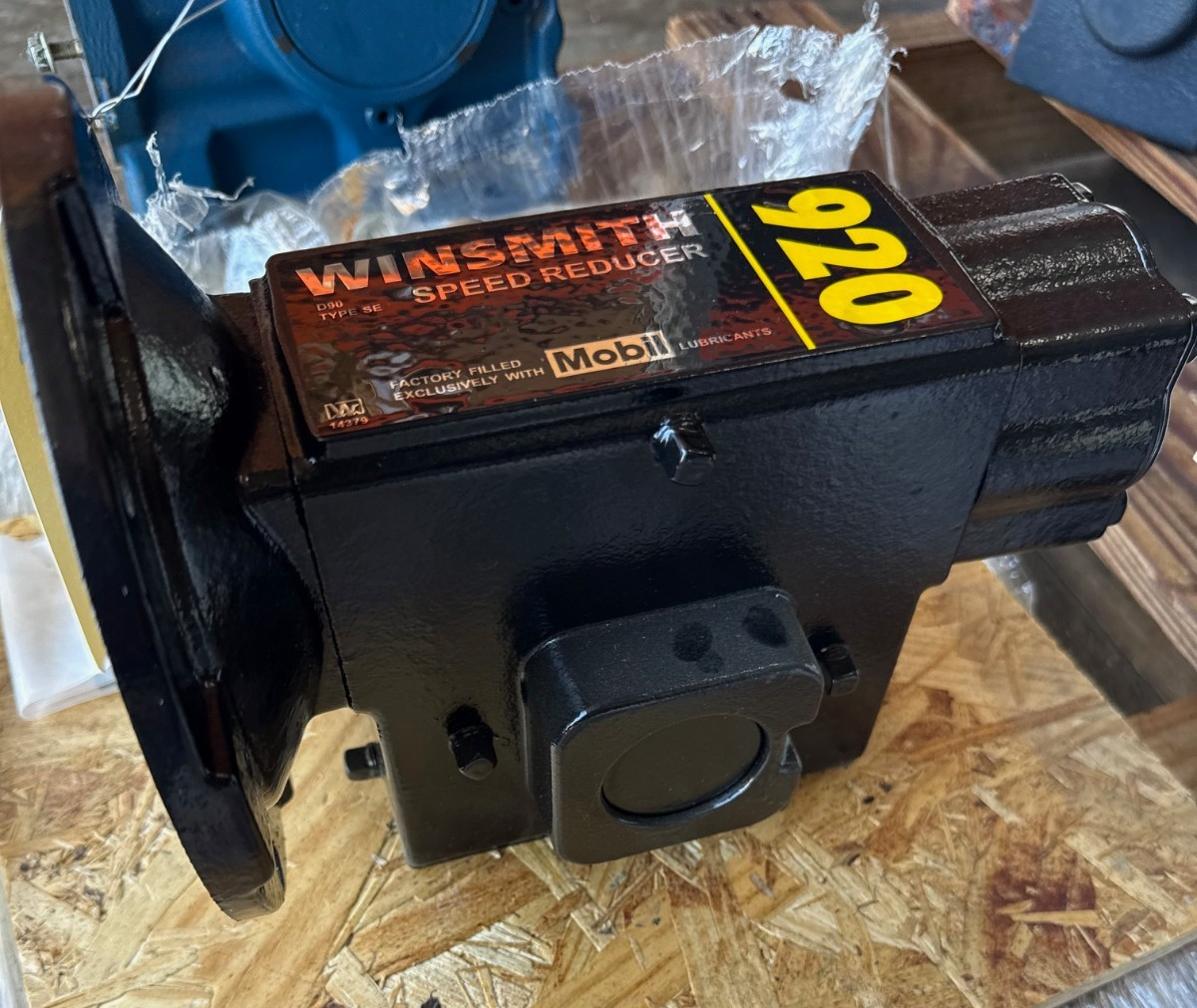 SE ENCORE WINSMITH GEAR REDUCER 1XRB MOD 920MDNE505X0C1 1750 RPM IN 15 TO 1 RATI