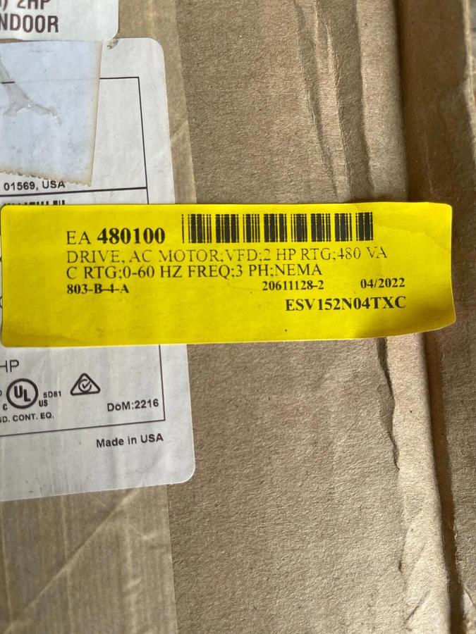 AC MOTOR DRIVE 2 HP 3PH NEMA 400/480 V NX4 INDOORES LENZE AC TECH V152N04TXC