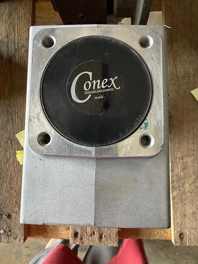 CONEDRIVE GEAR REDUCER 1XQE MODEL SO305.0SWSAD03MGKCJZ 1750 RPM 5 TO 1 RATIO