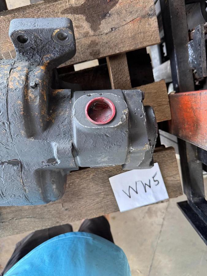INGERSOLL RAND HYDRAULIC PUMP WW4 WW5 EE2