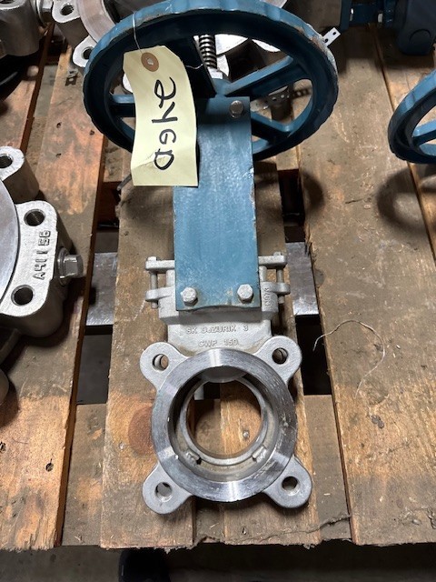 Used DEZURICK 3" 150 LB LUG KNIFE GATE VALVE MODEL KGN-MSU MC 9633562 316SS BODY DISC