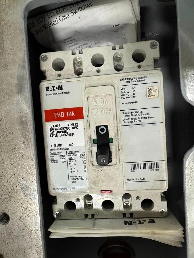 APPLETON EXPLOSION PROOF BREAKER V63 15 AMP 480 V 3 POLE 3 PH EB1EH3W15