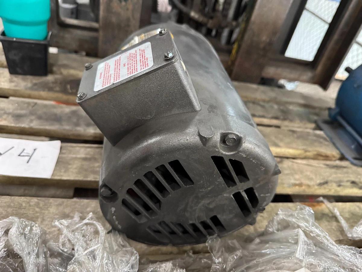 BALDOR MOTOR Y4 5HP MODEL 36F544-106 3460 RPM 200-230/460V 3PH 13.4-11.5/5,7 AMP