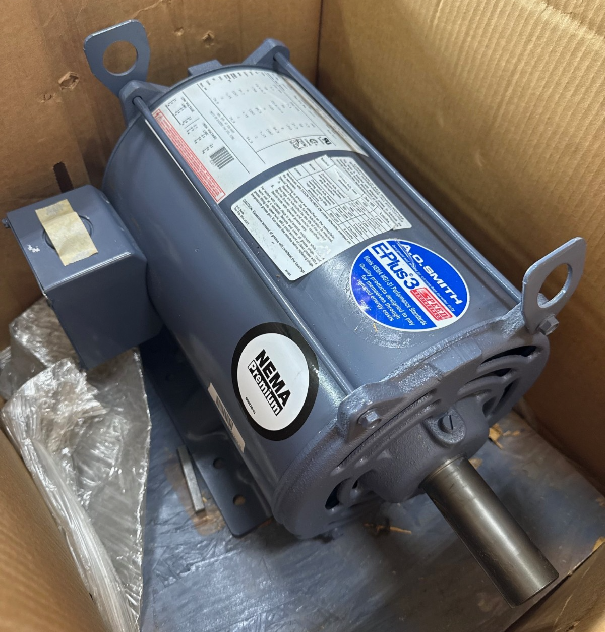 Used AO SMITH CENTRY E PLUS 3 Motor 7.5 HP MODEL E317MOGB ZFA2 1760 - 1745 RPM 230/46