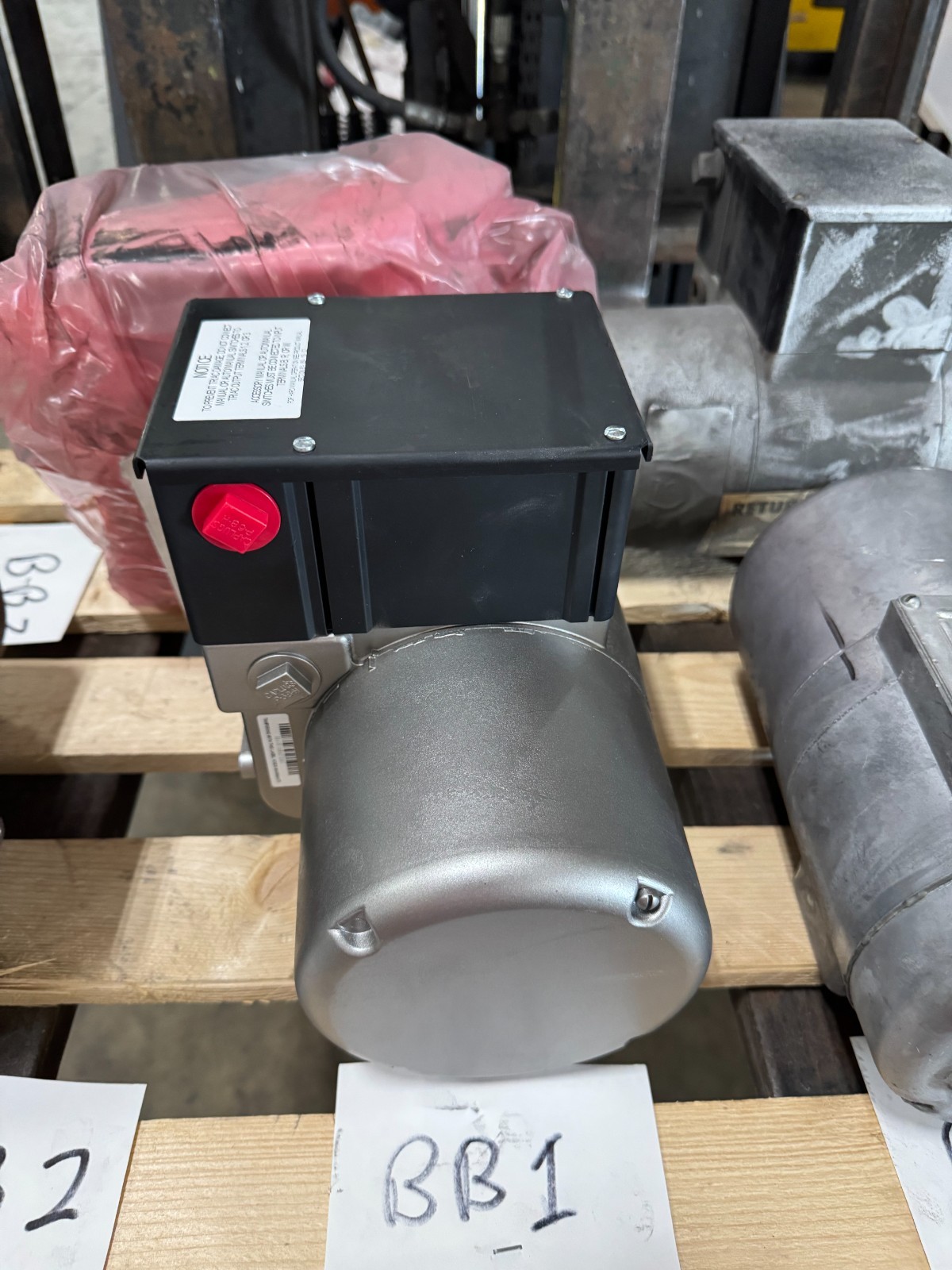 Honeywell Actionator Motor M740A 1020 BB1 120 V  AC 1 PHASE