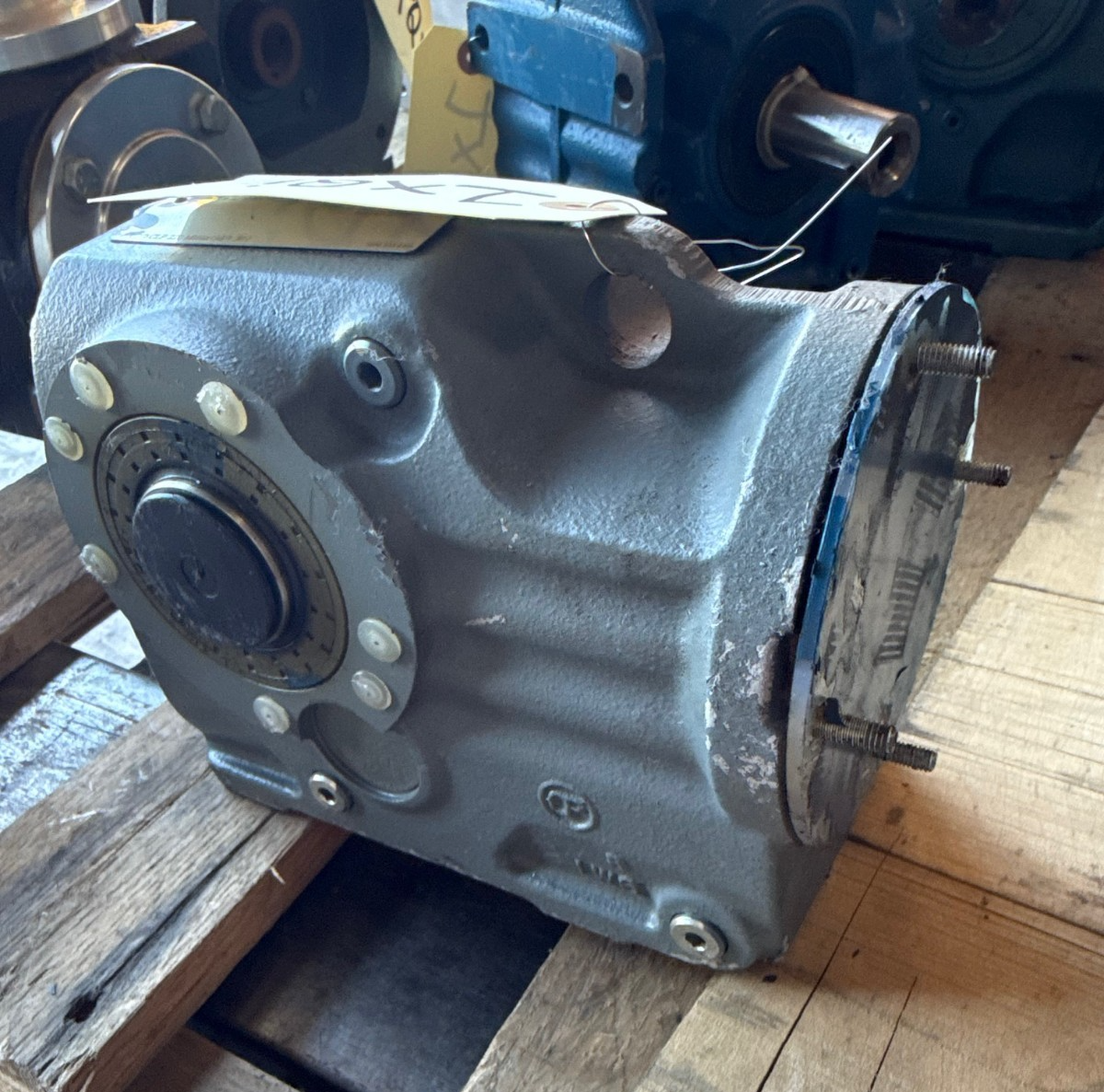 SEW-EURODRIVE GEAR REDUCER 1XQI MOD KA37/DRN90L4/TF 1767 TO 35 RPM