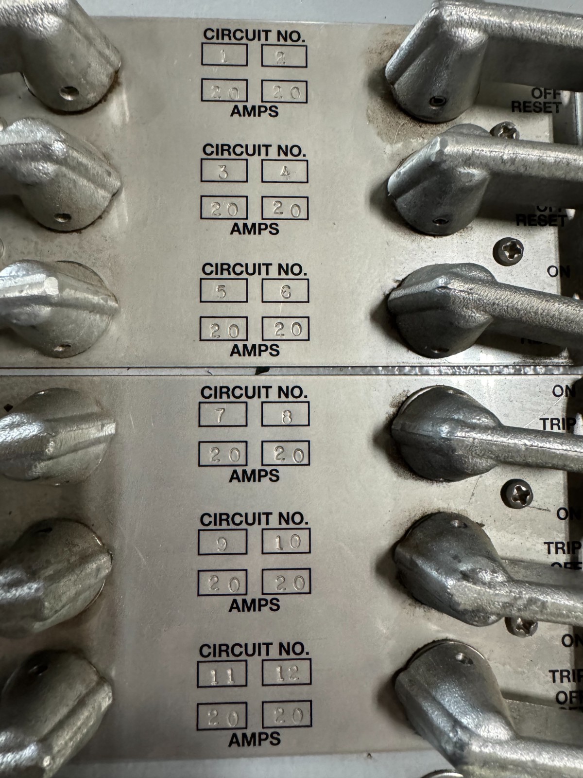 Appleton EXPLOSION PROOF BREAKER PANEL ALPNC12C12M1 20 AMP 120/208V 3 POLE 3 PH