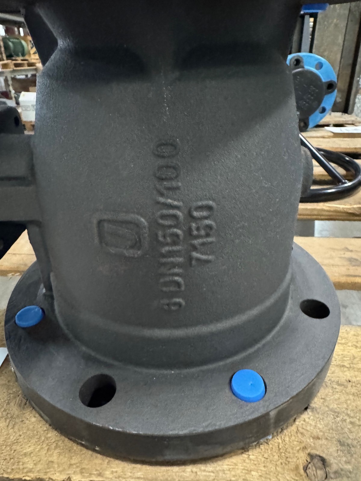6" 150 RF FP JAMESBURY XTREME BALL VALVE VA19A & D CS BODY W GEAR