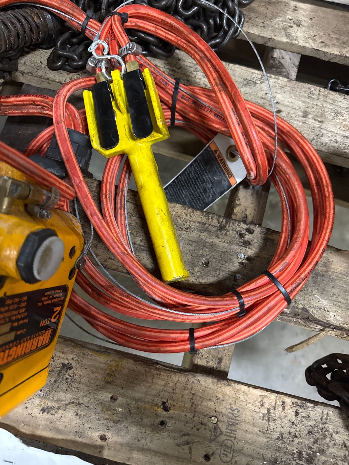Used Harrington Pneumatic Hoist 2 Ton TCK2000-P2  WITH TROLLEY 2YR3-9