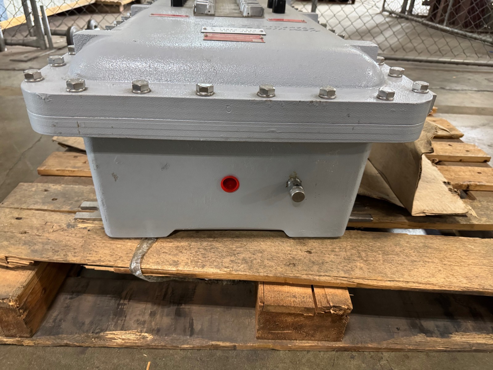 APPLETON/EGS 225 AMP AD7 EXPLOSION PROOF BREAKER PANEL ALPND22C42ML-359 120/208V