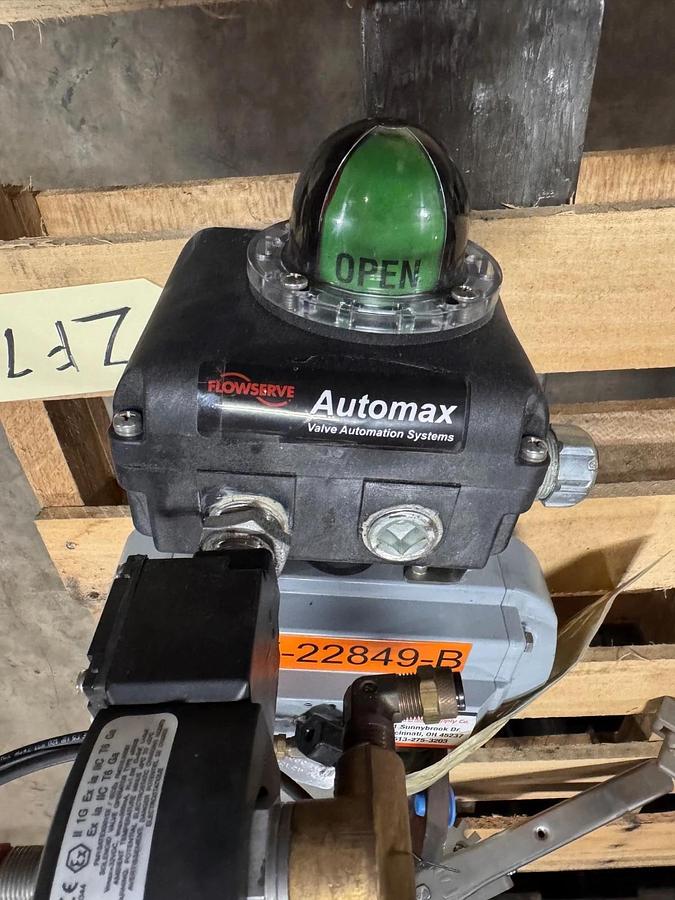JAMESBURY 11/2"" 150 FP BALL VALVE CS X 316 7150 WITH AUTOMAX ACTUATOR