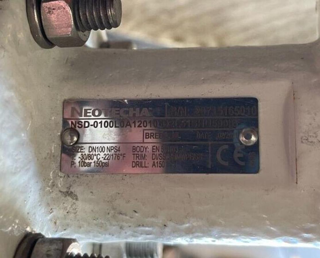 4" 150 LB LUG HP BUTTERFLY T-LINED NEOTECHA W DVC6200 TRANSDUCER AND BETTIS ACT