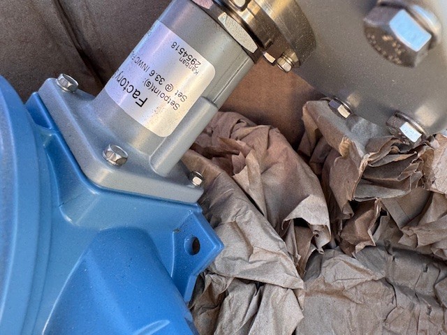 UNITED ELECTRIC TRANSMITTER XC8 MODEL J120K-542 M201 50-5" WCD