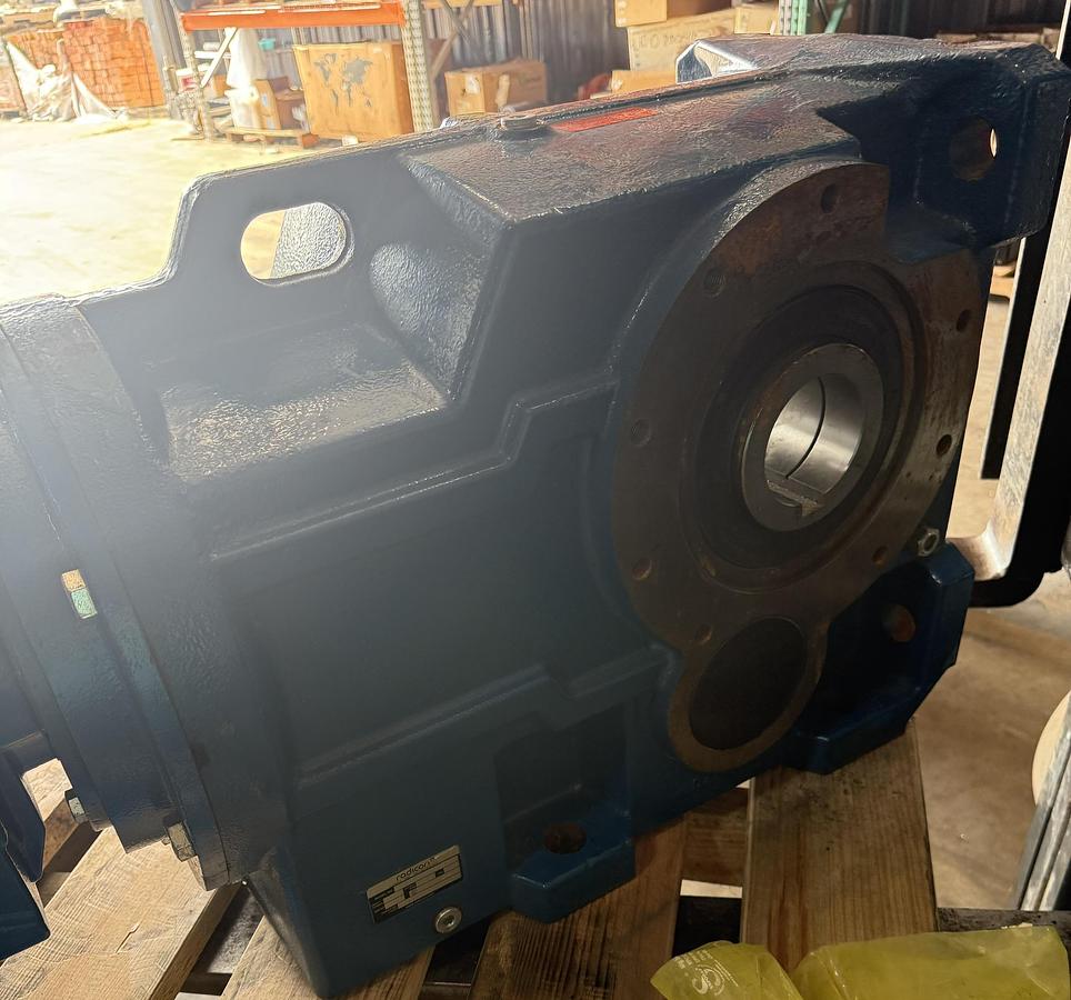 Refurbished RADICON Combined High-Ratio Gear Reducer Assembly MODEL K1052280BRN / M07226.3NRN