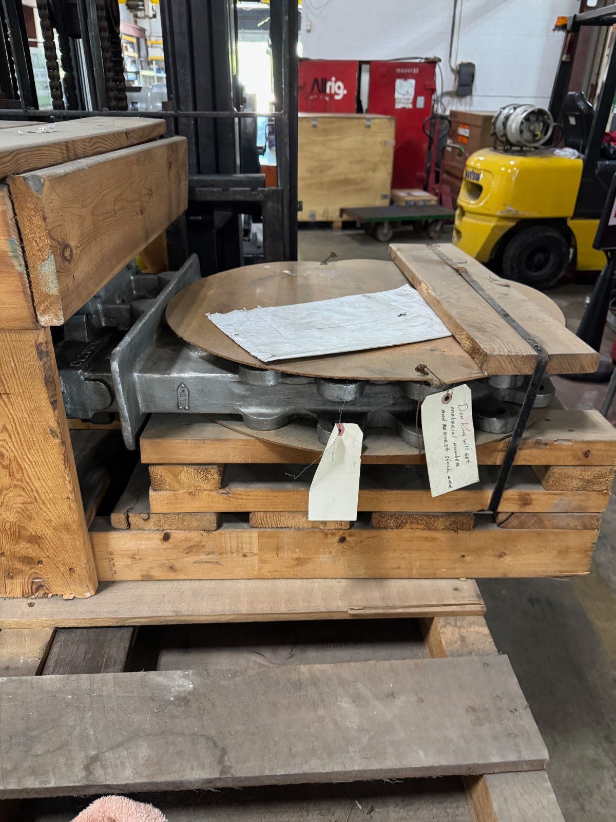 DEZURICK 16" 150 LUG KNIFE GATE VALVE VA8 9 316 SS BODY AND WEDGE WITH ACTUATOR