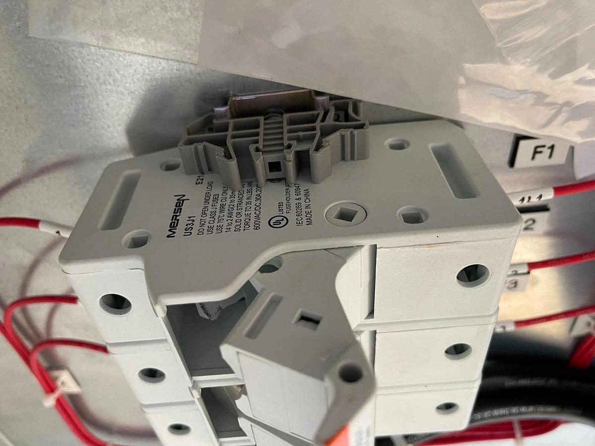 AUMA 800 Amp MOTOR Starter 35" X 35" X 12" ENCLOSURE AOOO225056 ABB BREAKERS