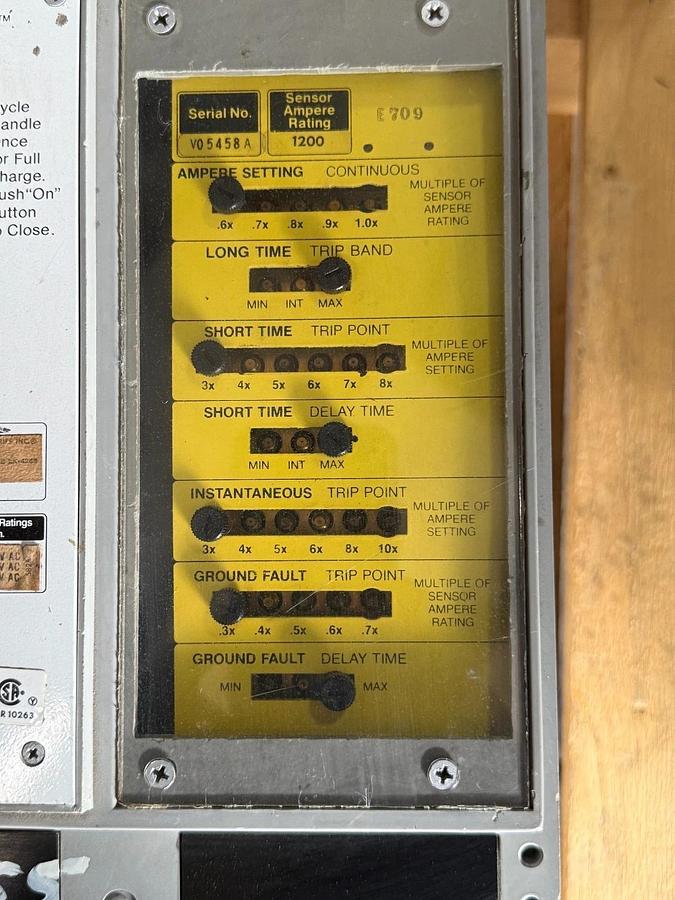 Refurbished General Electric 1200 AMP Power Break I BREAKER MODEL TPSS4612 W VERSA TRIP 2YX3