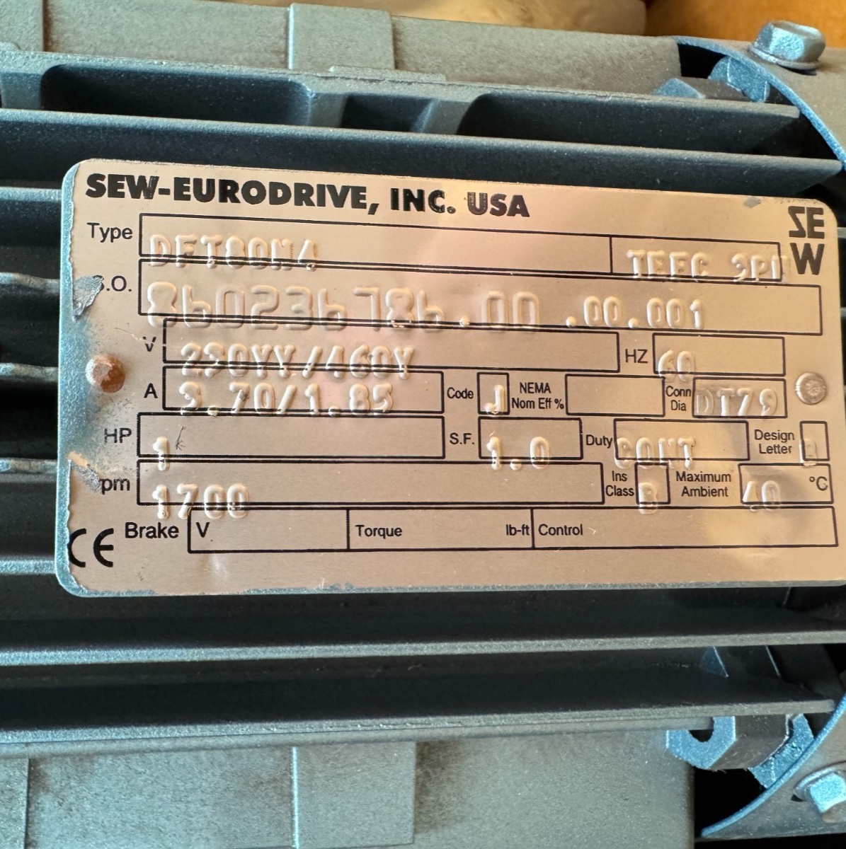 SEW-EURODRIVE GEAR MOTOR NN1 1HP MOD DFT80N /SA87TR57DT80N4 1700 RPM IN 6.7 OUT
