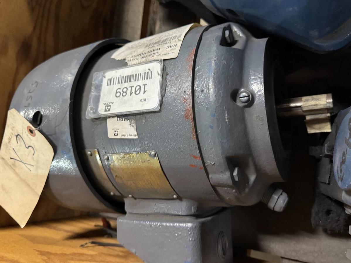 LOUIS ALLIS PACEMAKER MOTOR X3 11/2HP MOD CRMXC-5285342002 1500/1750 RPM 230/460