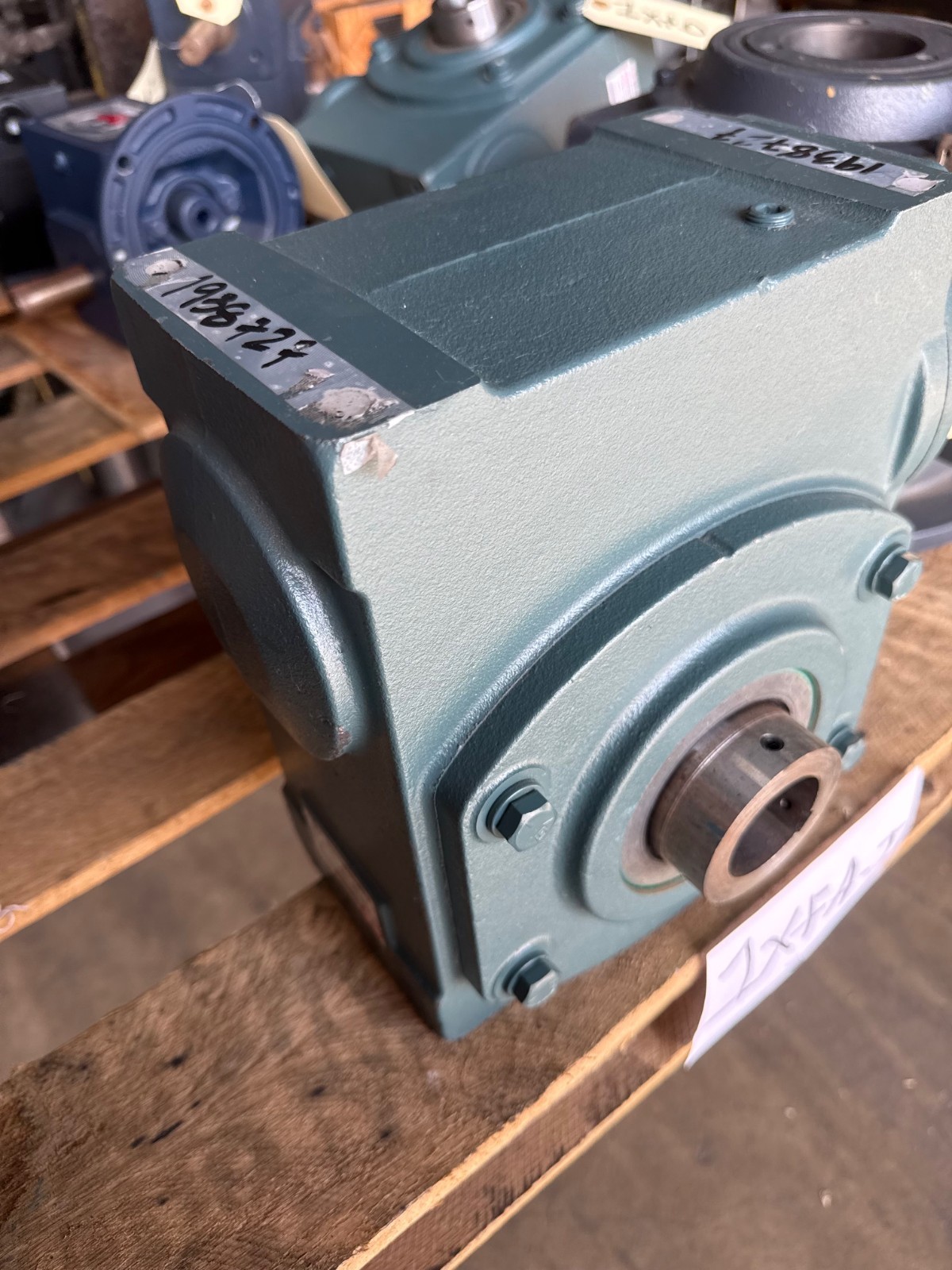 TIGEAR DODGE GEAR REDUCER 1XTD 1XTB  MOD 35S30HBD111 1750 RPM 30 TO 1 RATIO