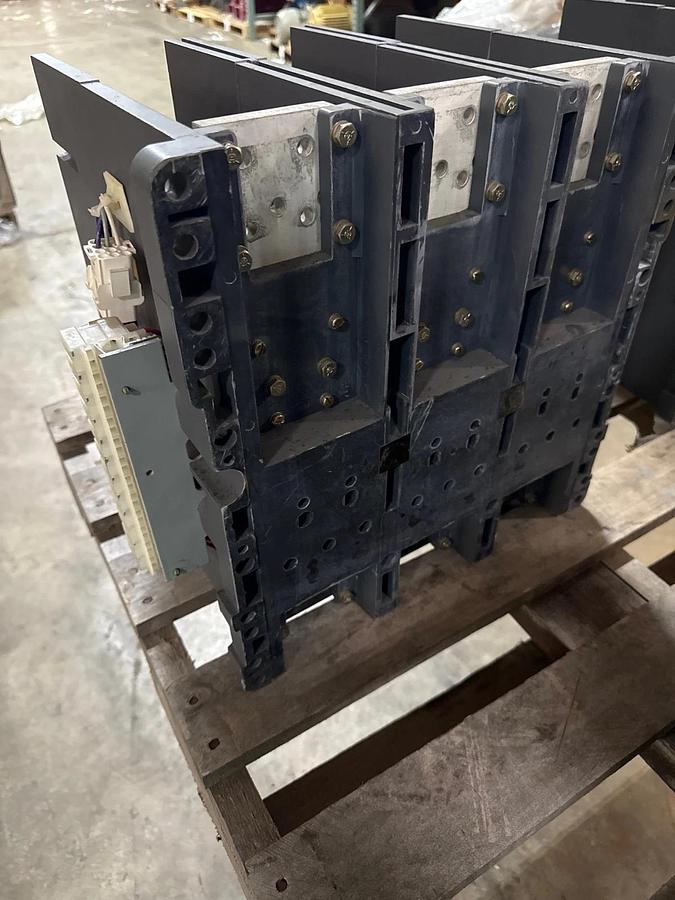 Refurbished BREAKER CUTLER-HAMMER MODEL SPB-100 SPBR321R 2000 AMP 2000 AMP DIGITRIP RMS510 1