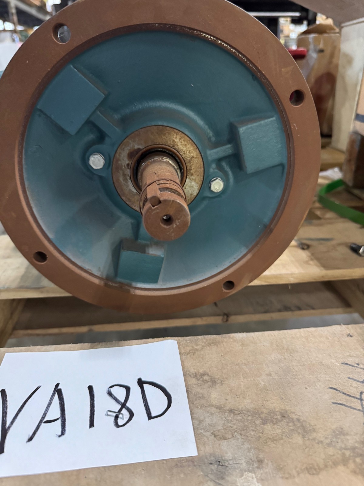 BALDOR INDUSTRIAL VERTICAL Motor 3 HP MODEL VHM3211T VA18D 1750 RPM 208/230460 V