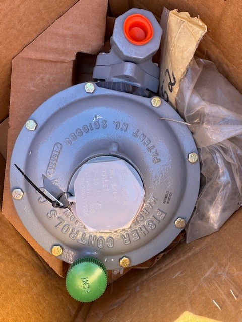 FISHER Y600A 1" PRESSURE REGULATOR XC2 150 LB