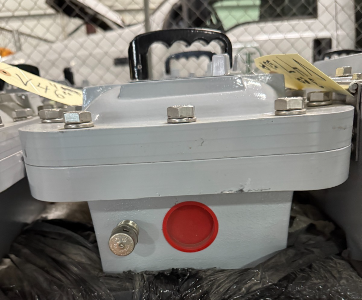 APPLETON EGS EXPLOSION PROOF SWITCH V47 60 AMP 600 V 3 POLE 3 PH AEAB6036DS-351