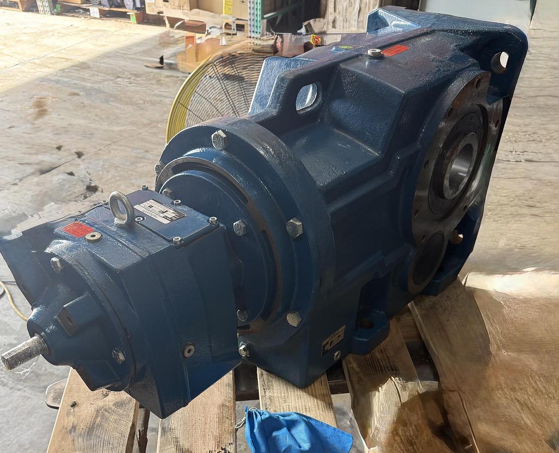 Refurbished RADICON Combined High-Ratio Gear Reducer Assembly MODEL K1052280BRN / M07226.3NRN