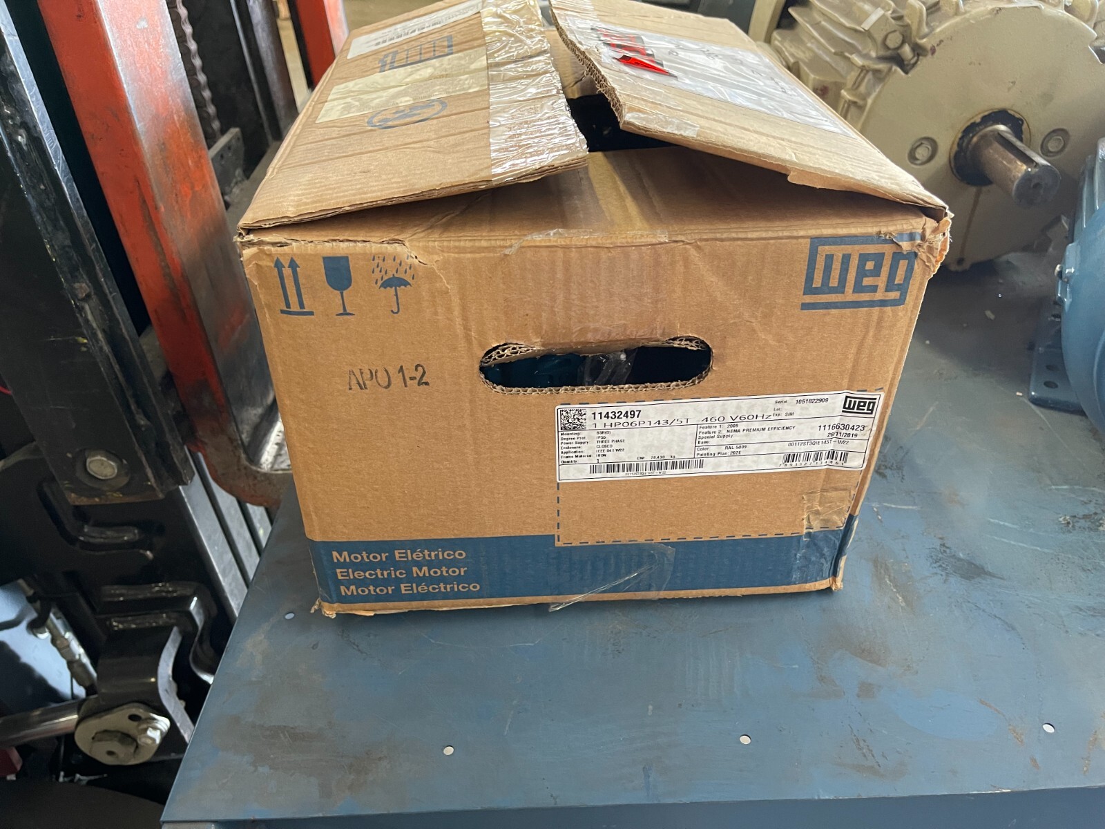 WEG 1 HP MOTOR 1160 RPM 460 V FRAME 143/5T 00112ST3QE145T-W22