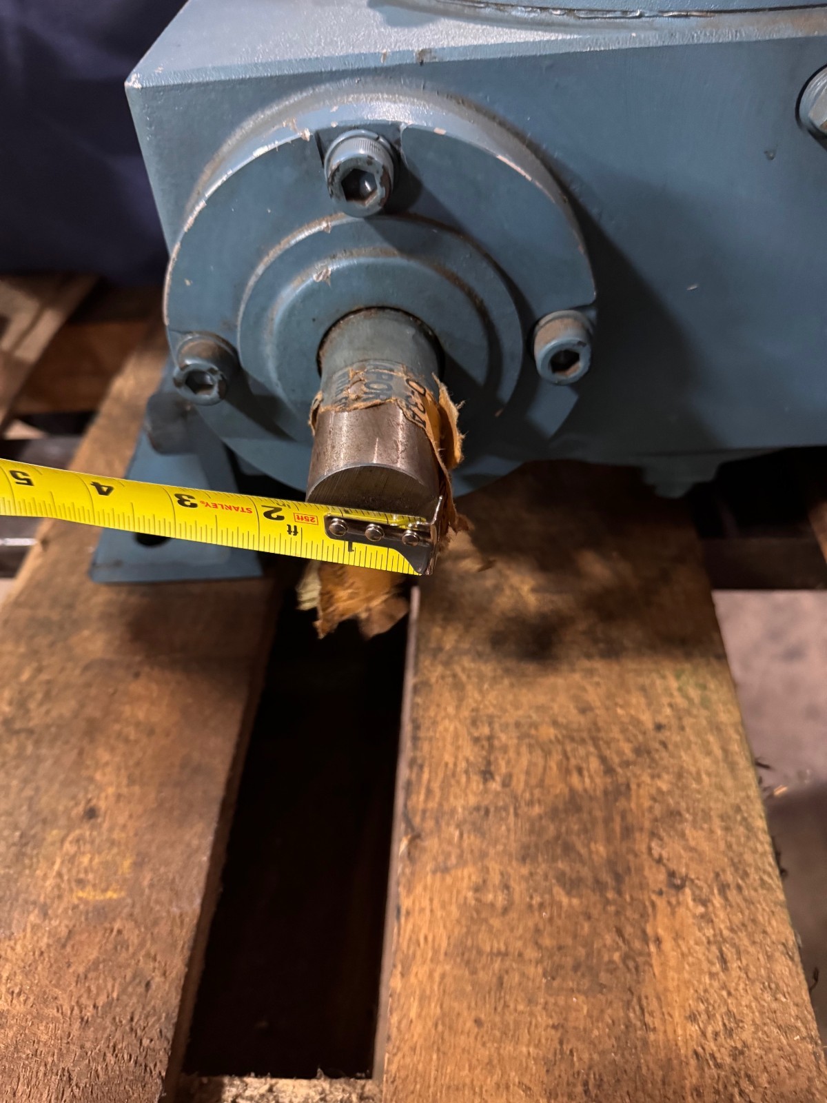 REGAL-BELOIT GEAR REDUCER 1XOB MODEL 500B403/V 10 TO 1 RATIO