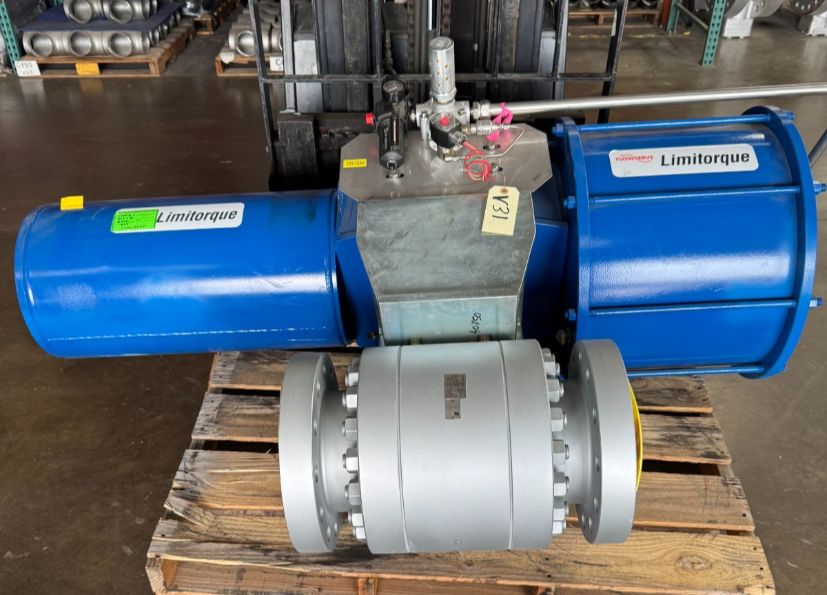 Used LIMITORQUE ACTUATOR LPS-25A-585B-RC2-3 with  ARGUS 6" 900 RF FP BALL VALVE