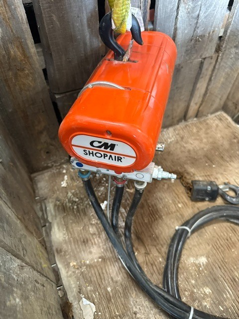 Used Shopair Pneumatic Hoist 1/2 Ton CM 2YS9