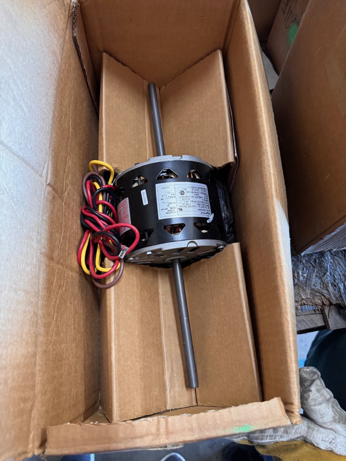 GENTEQ Motor  DOUBLE SHAFTED 1/4 HP MODEL F48F68B81 ZJ8 1110 RPM 2 SPD 208/230 V