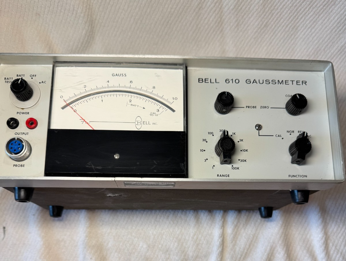 F.W. BELL GAUSMETER AC3 MODEL 640 SER 61398