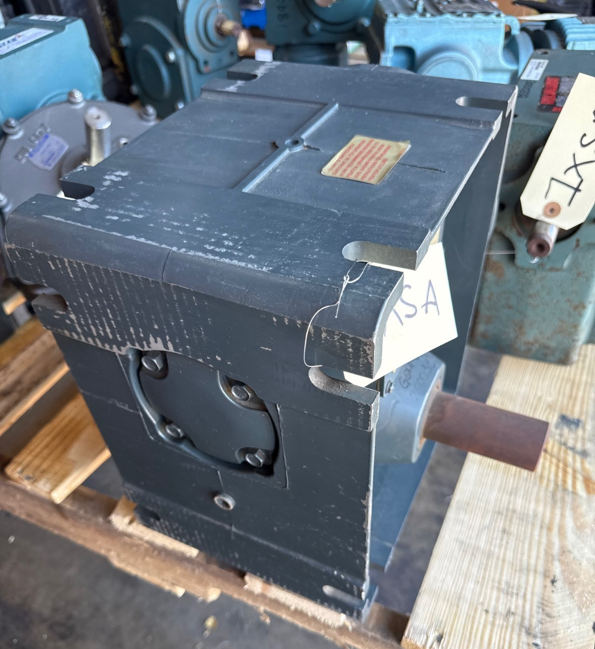 TORQUBE GEAR REDUCER 1XSA TYPE QC FRAM 37 3.72 HP 1750 RPM IN 30 TO 1 RATIO