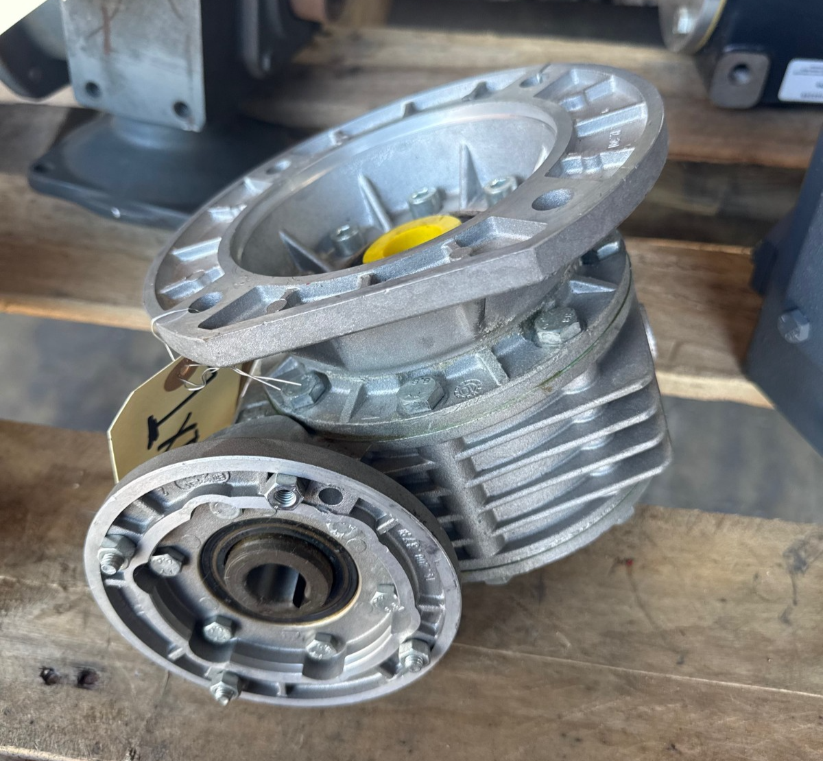 BONFIGLIOLI GEAR REDUCER MODEL VF53P124P80B14B3 24 TO 1 RATIO 1XQB