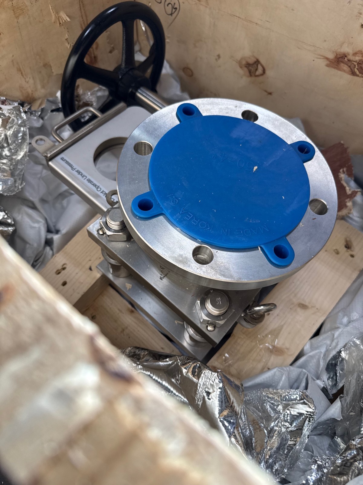 Used SAMMI MACHINERY COMPANY 4" 150 LB FLANGED LINE BLIND VALVE 2XZ MODEL SLFX-150 31