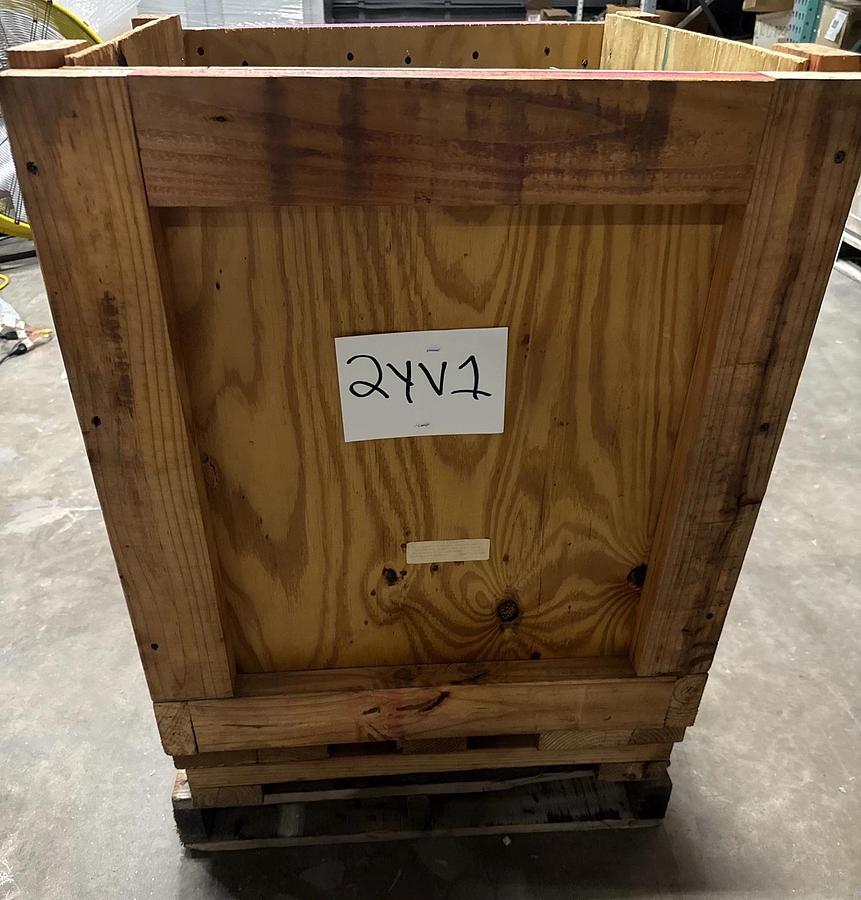 Refurbished Westinghouse 2000 AMP BREAKER 2YV1 PCC2000 SO # 62F3414 W/ DRAWOUT 600 V 3 POLE