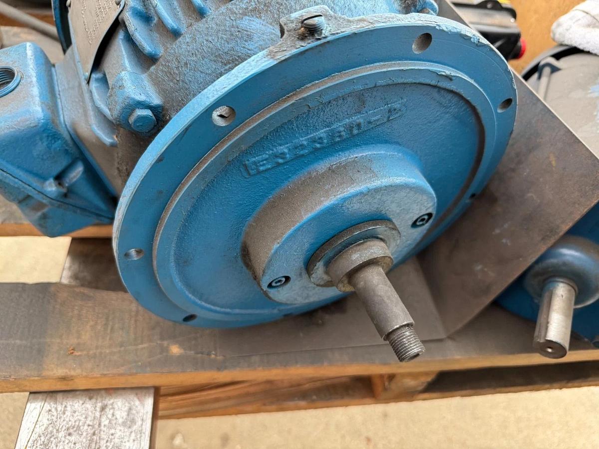 ALLIS-CHALMERS MOTOR JJ6 7.5 HP MODEL RGZF 1750 RPM 230/460 V 20.6/10.3 AMP 3 PH