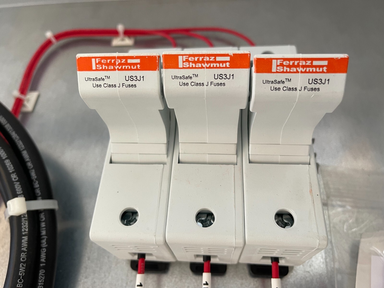 AUMA 800 Amp MOTOR Starter 35" X 35" X 12" ENCLOSURE AOOO225056 ABB BREAKERS