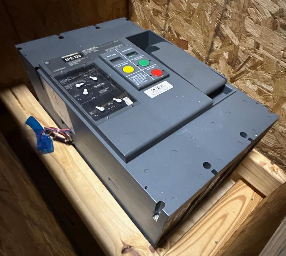 Refurbished BREAKER WESTINGHOUSE MODEL SPB100-30SPB3000 3000 AMP POW-R-BREAKER 3000 AMP