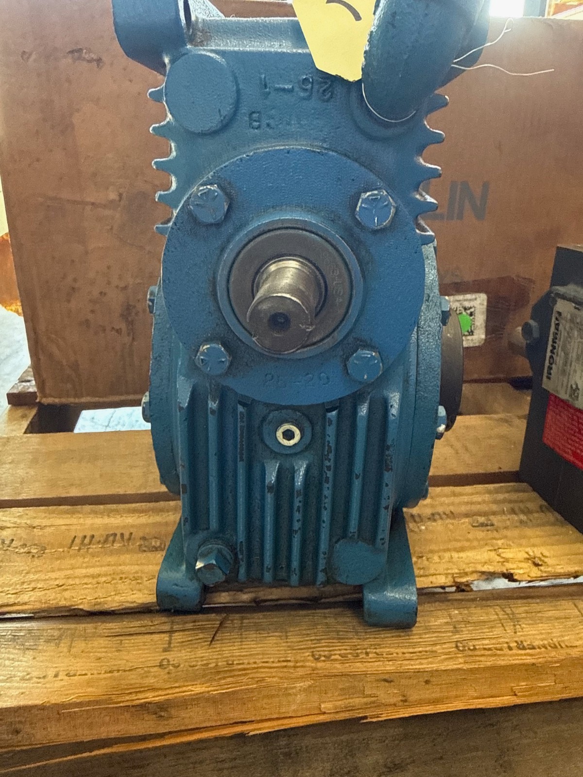 CONEDRIVE GEAR REDUCER 1XXF MOD SHO25A023 40 TO 1 RATIO 1750 RPM