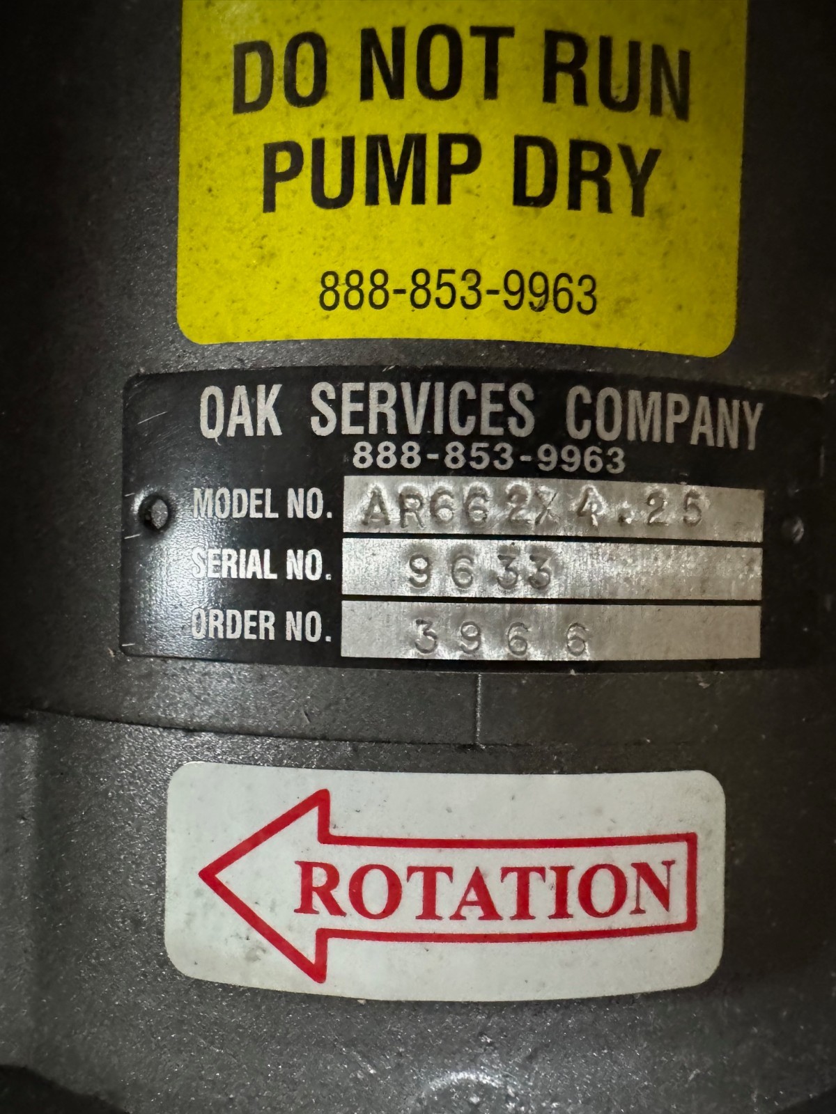 OAK SERVICES CONDENSATE PUMP VA18B MODEL AR662 X 4.25 11/2" THD SS BODY 1/2 HP