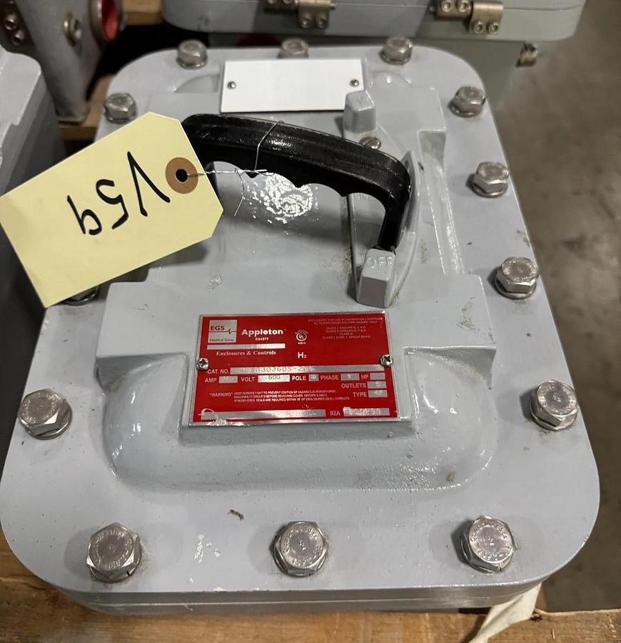 APPLETON EGS EXPLOSION PROOF BREAKER V59 30 AMP 600 V 3 POLE 3 PH AEAB3036DS-225